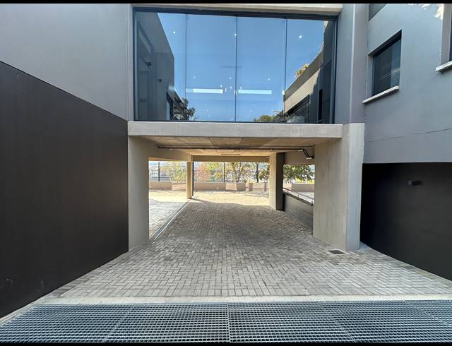 169M² OFFICE TO LET IN CENTURION CENTRAL